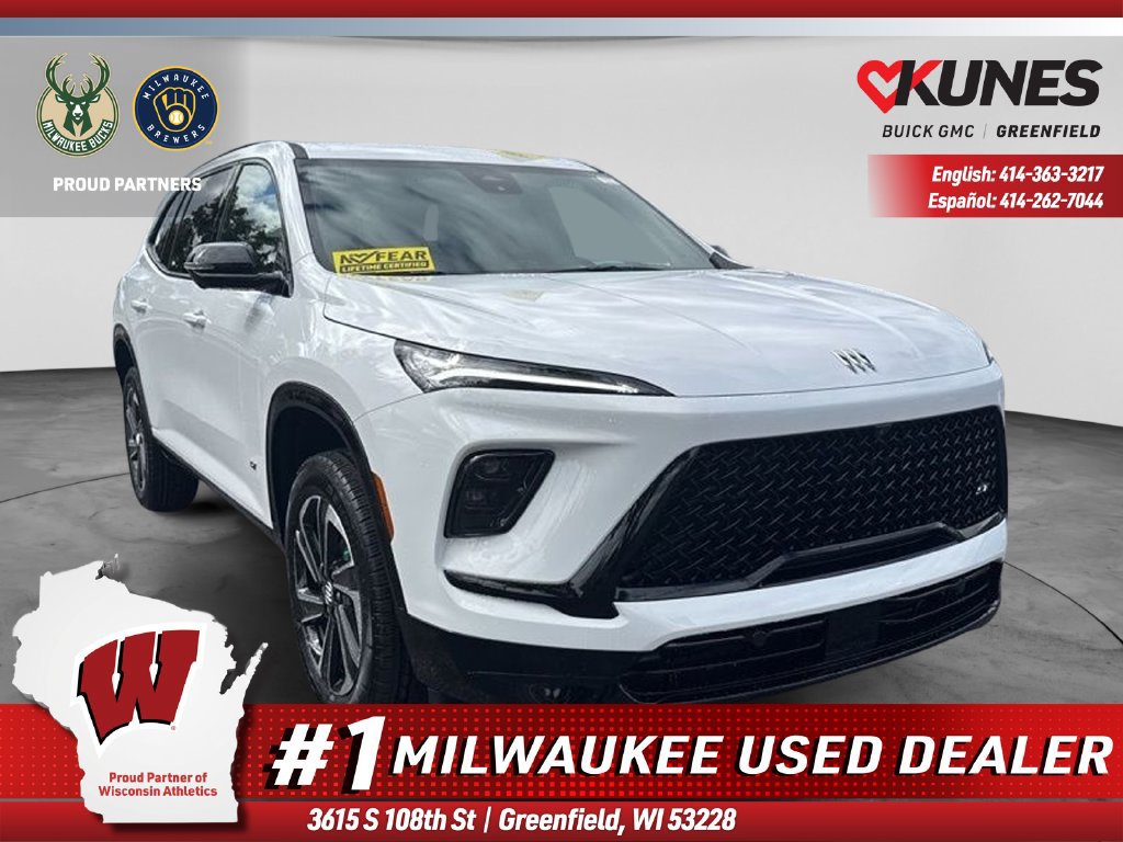 Used 2026 Buick Enclave Sport Touring w/ LPO, Floor Liner Package AWD/4WD image 1