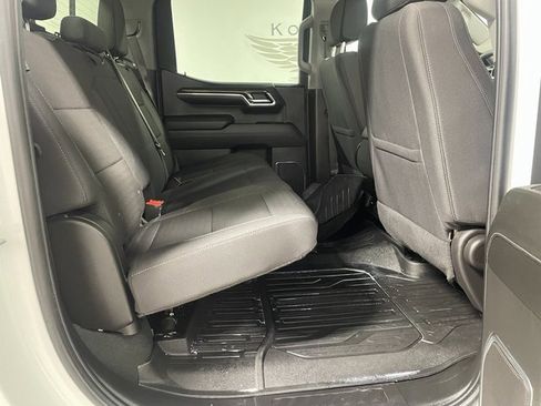 Used 2024 GMC Sierra 1500 SLE w/ Preferred Package image 21