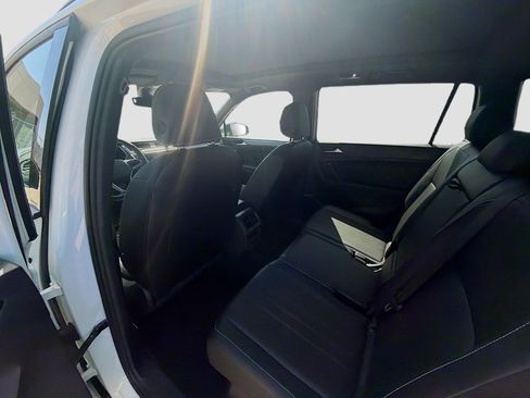 Certified 2023 Volkswagen Tiguan SE R-Line FWD image 24