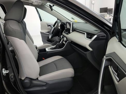 Used 2025 Toyota RAV4 XLE w/ Convenience Package AWD/4WD image 25
