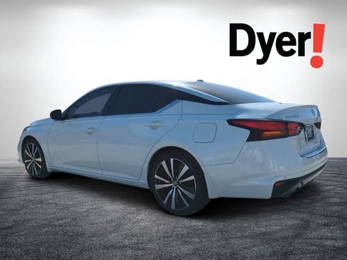 Used 2021 Nissan Altima 2.5 SR w/ SR Premium Package FWD image 5