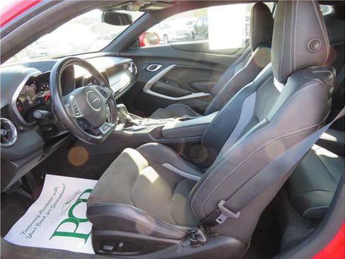 Used 2020 Chevrolet Camaro SS image 3