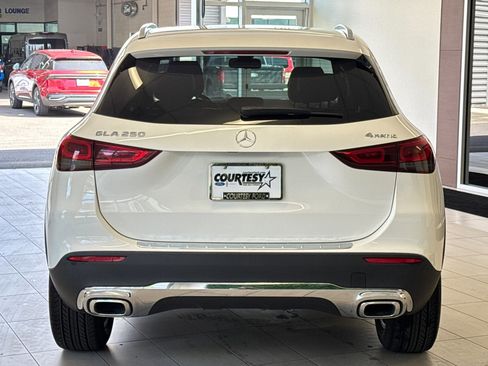 Used 2023 Mercedes-Benz GLA 250 4MATIC image 5