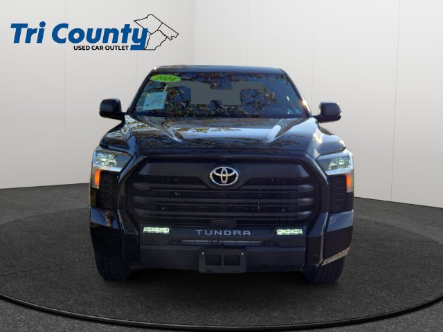 Used 2024 Toyota Tundra SR5 w/ SR5 Convenience Package AWD/4WD image 2