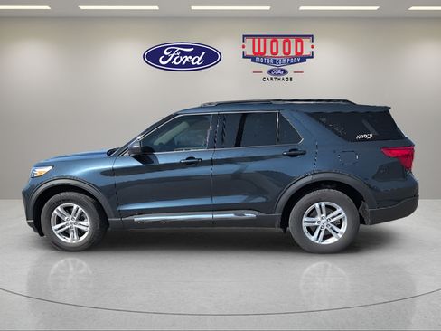 Used 2023 Ford Explorer XLT w/ Equipment Group 202A AWD/4WD image 6