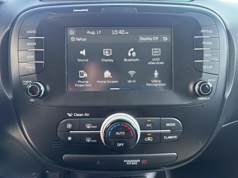 Used 2019 Kia Soul + FWD image 25