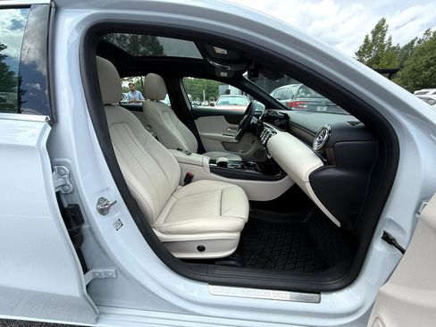 Used 2021 Mercedes-Benz A 220 A 220 image 15