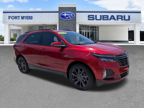 Used 2024 Chevrolet Equinox RS w/ RS Leather Package FWD image 2