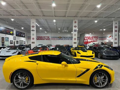Used 2015 Chevrolet Corvette Stingray Coupe w/ 3LT Preferred Equipment Group RWD image 5