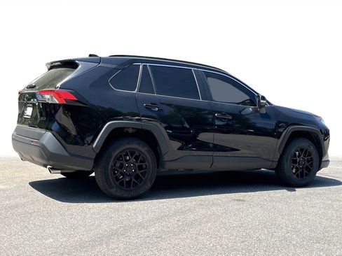 Used 2020 Toyota RAV4 XLE FWD image 26