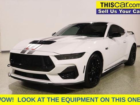 Used 2024 Ford Mustang GT Premium w/ GT Performance Package RWD image 5