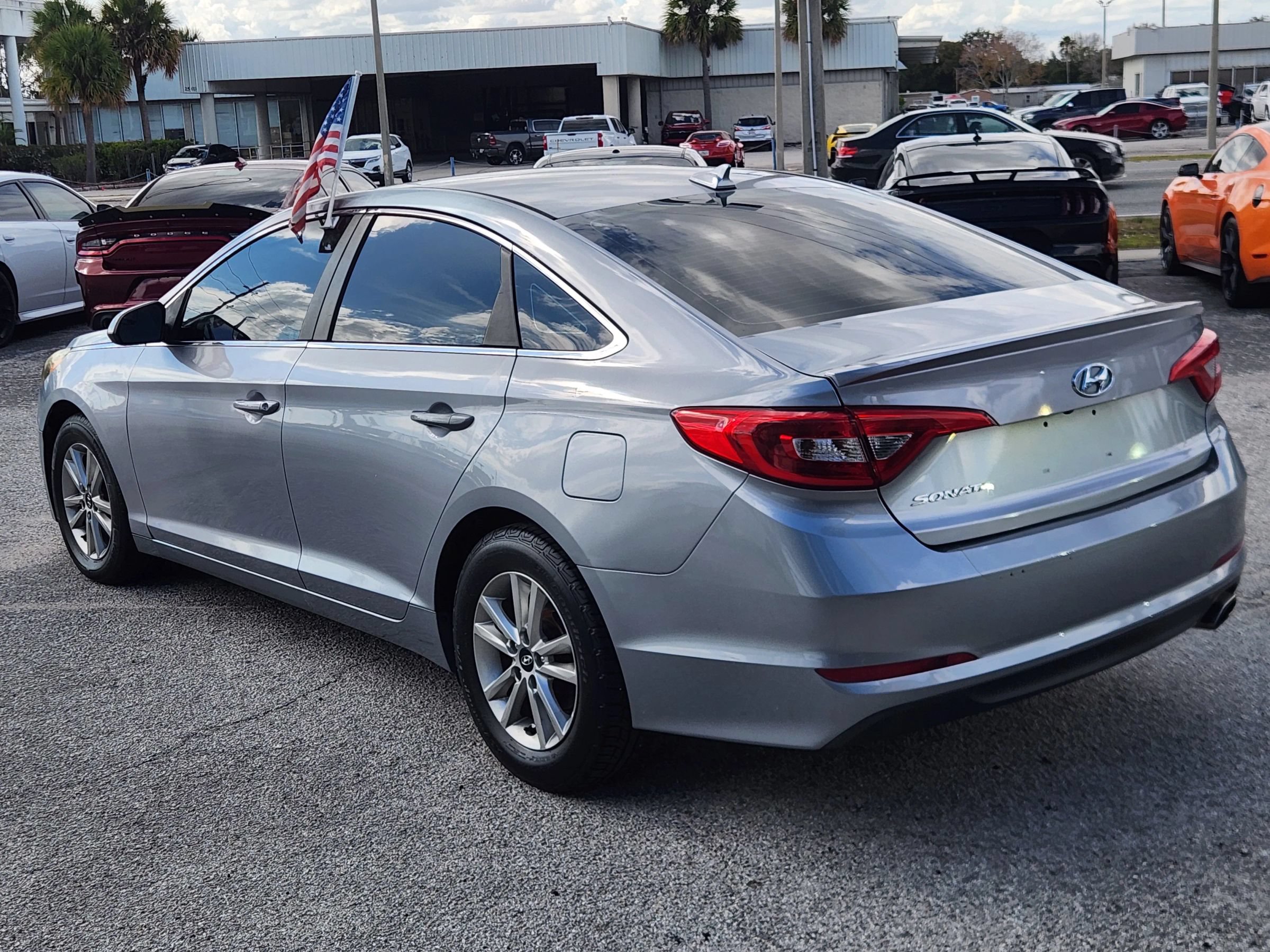 Used 2017 Hyundai Sonata SE FWD image 5