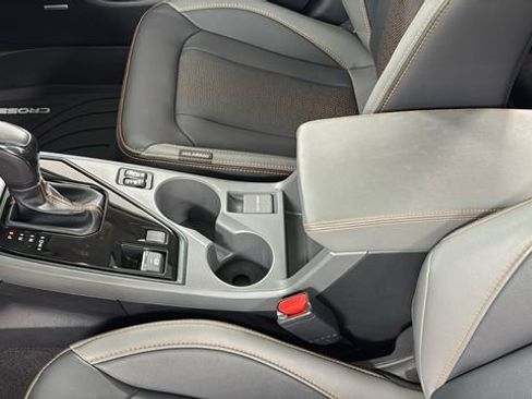 Certified 2025 Subaru Crosstrek 2.5i Limited image 36