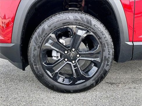 New 2026 Chevrolet Equinox LT w/ Convenience Package II image 7