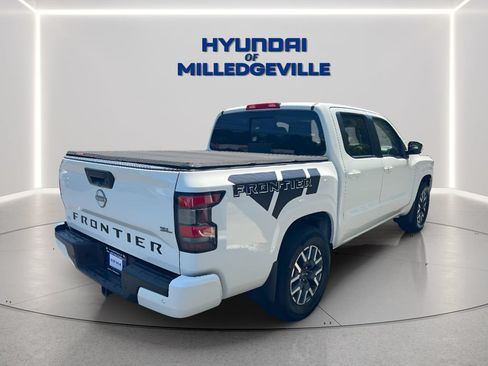 Used 2024 Nissan Frontier SL w/ Technology Package RWD image 6