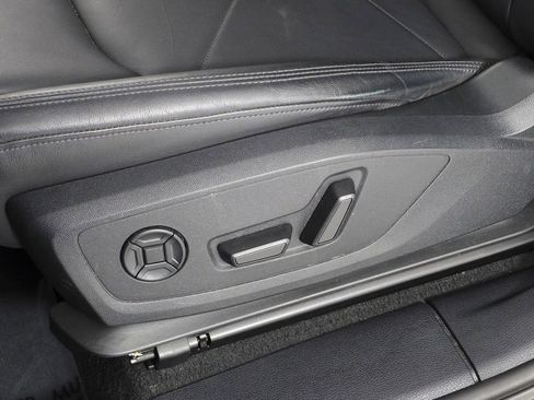 Used 2022 Audi Q3 2.0T Premium Plus w/ Premium Plus Package image 23