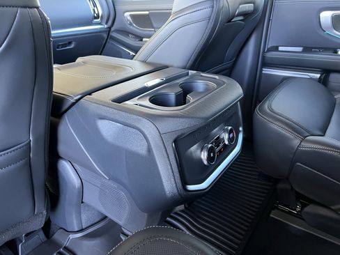 New 2025 Ford Expedition Platinum w/ Stealth Appearance Package image 56