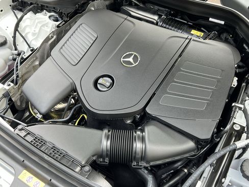 Certified 2025 Mercedes-Benz GLC 300 4MATIC image 27