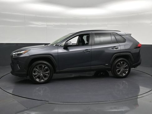 Used 2025 Toyota RAV4 XLE Premium w/ Weather Package AWD/4WD image 7