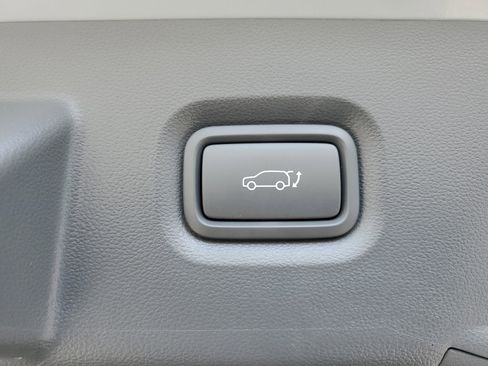 Used 2024 Hyundai Ioniq 5 SEL image 15