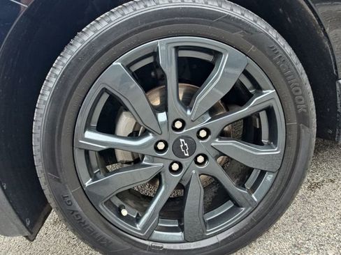 Used 2023 Chevrolet Equinox RS w/ RS Leather Package FWD image 9