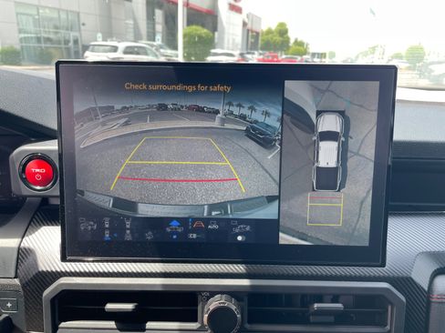 Used 2025 Toyota Tacoma TRD Pro AWD/4WD image 29