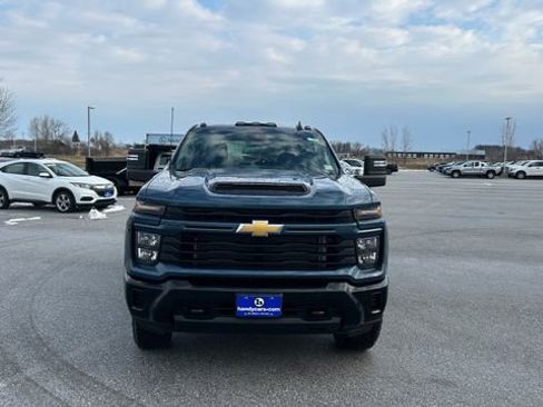 New 2026 Chevrolet Silverado 2500 Custom w/ Custom Convenience Package image 8