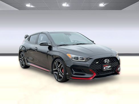 Used 2022 Hyundai Veloster N image 7
