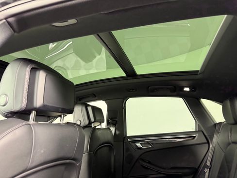 New 2025 Porsche Macan image 17