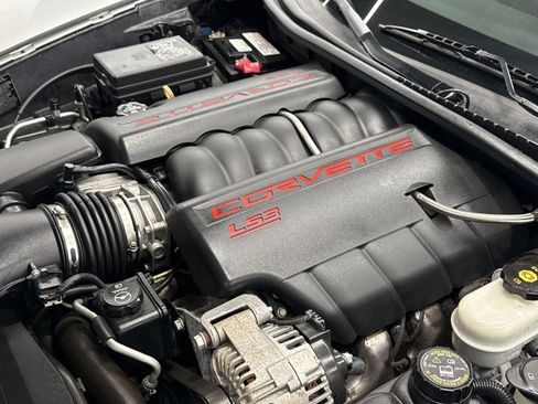 Used 2010 Chevrolet Corvette Grand Sport w/ Preferred Equipment Group RWD image 32