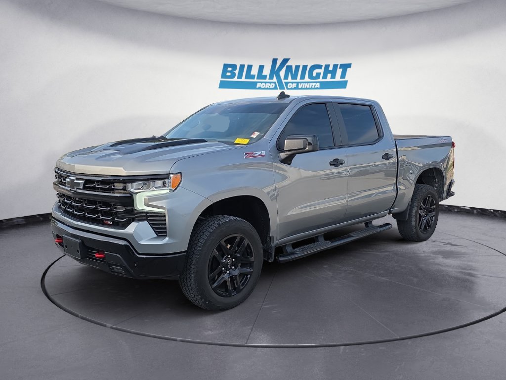 Used 2025 Chevrolet Silverado 1500 LT Trail Boss AWD/4WD image 1