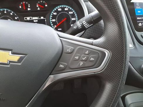 Used 2023 Chevrolet Malibu LS image 17