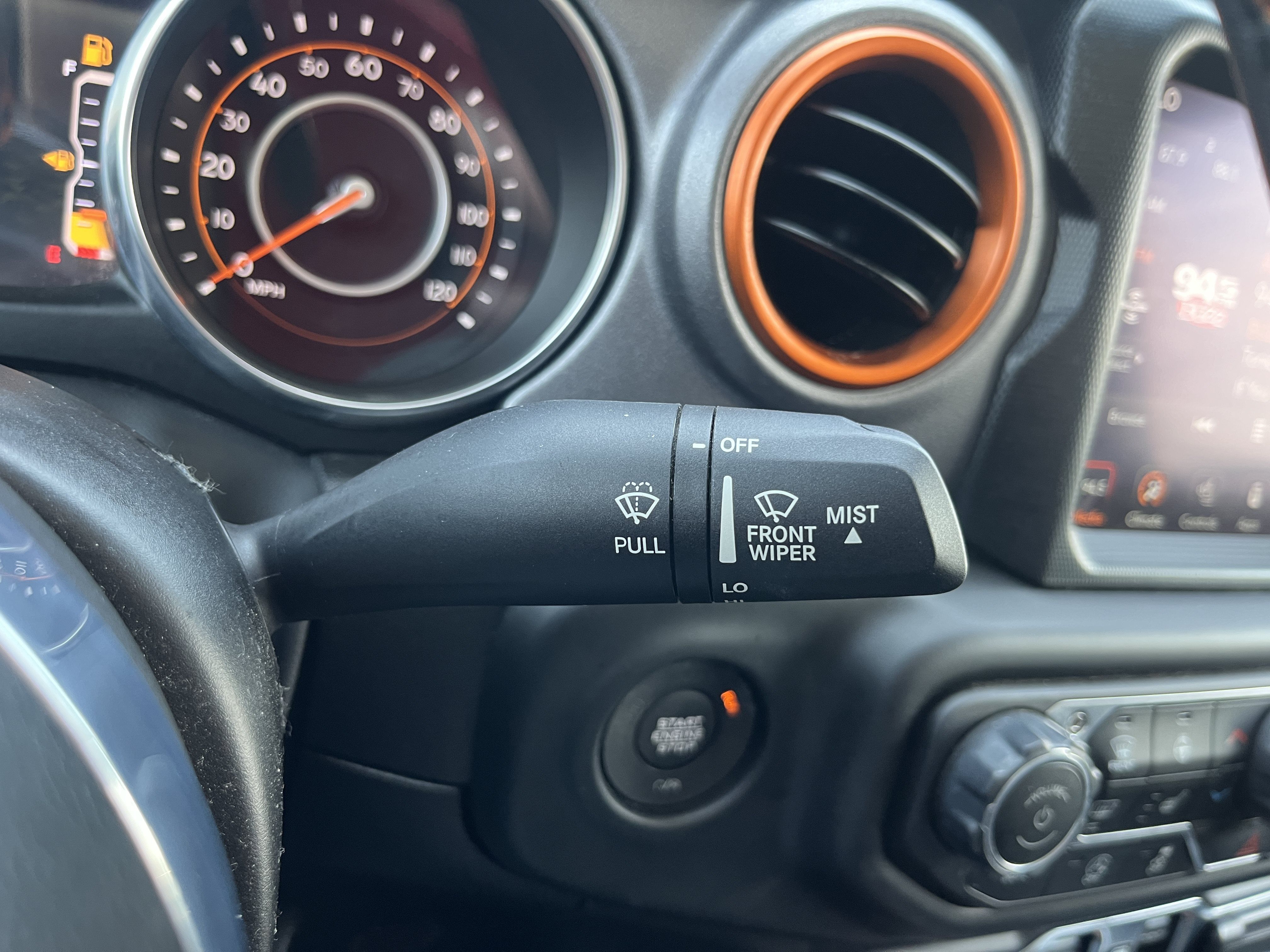 Used 2023 Jeep Gladiator Mojave w/ LED Lighting Group AWD/4WD image 21