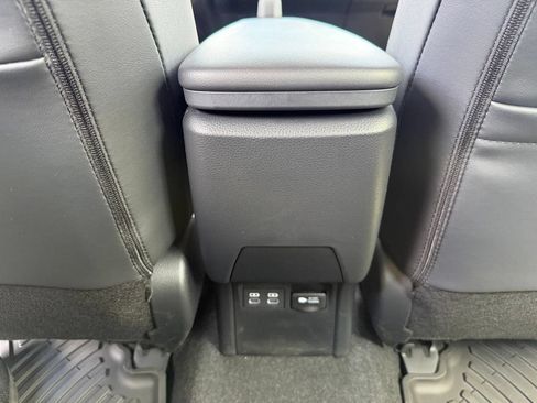 New 2026 Toyota Prius Plug-In Hybrid FWD image 33
