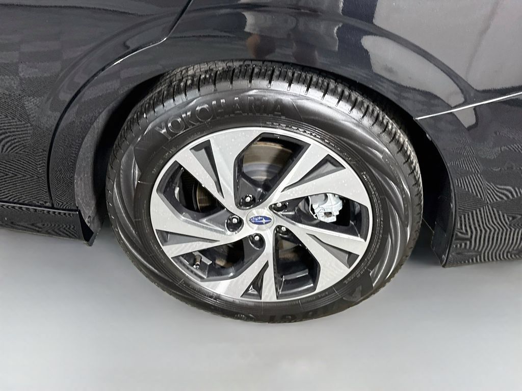 Used 2025 Subaru Legacy Premium AWD/4WD image 33