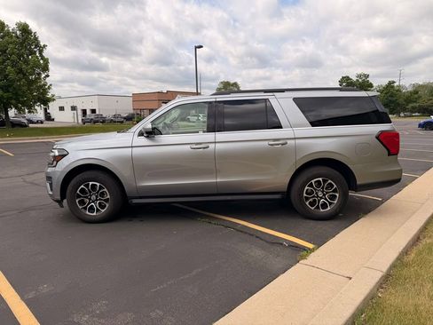 Used 2024 Ford Expedition Max XLT AWD/4WD image 5