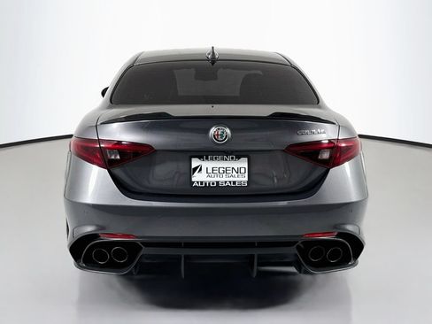 Used 2018 Alfa Romeo Giulia Quadrifoglio w/ Driver Assist Dynamic Package RWD image 6