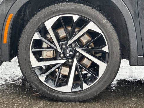 Used 2022 Mitsubishi Outlander SE image 26