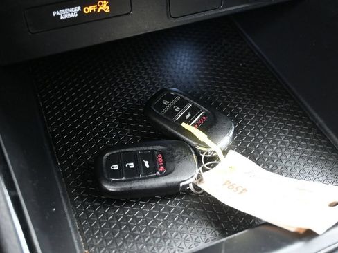 Certified 2025 Honda CR-V LX image 14