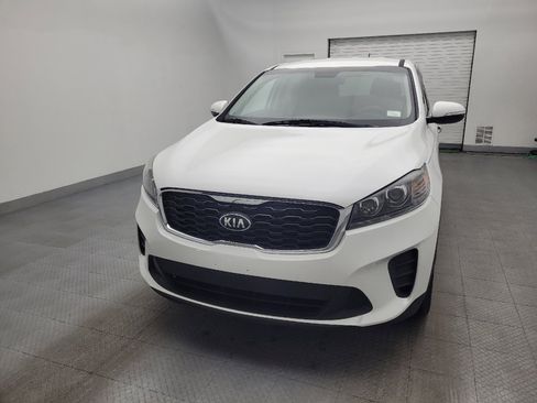 Used 2019 Kia Sorento LX image 15