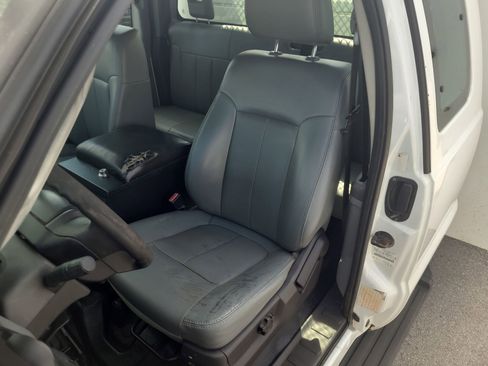 Used 2012 Ford F450 XL w/ PWR Equipment Group image 10