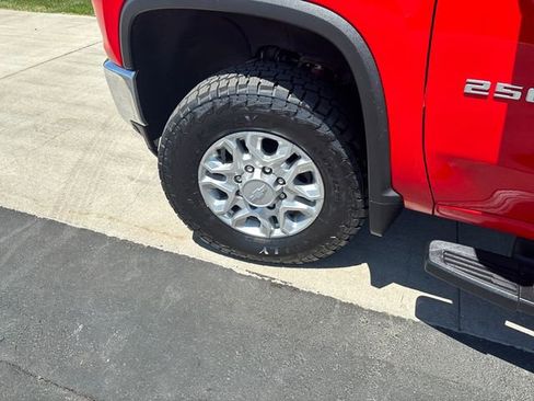 Certified 2020 Chevrolet Silverado 2500 LTZ w/ Safety Package AWD/4WD image 28