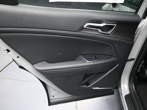 New 2026 Kia Sportage SX FWD image 30