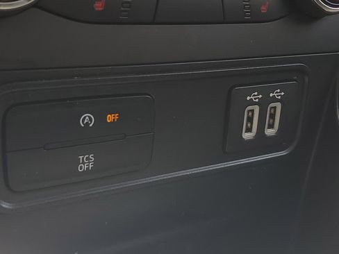 Used 2021 Ford EcoSport SE FWD image 10