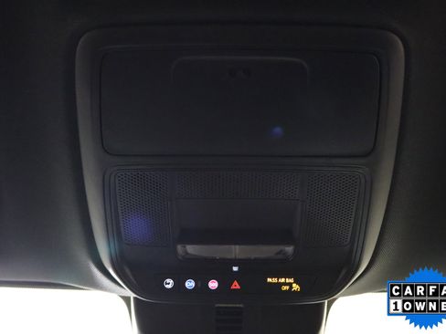 Used 2025 Buick Enclave Preferred image 27