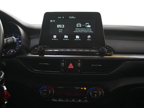 Used 2019 Kia Forte S FWD image 15