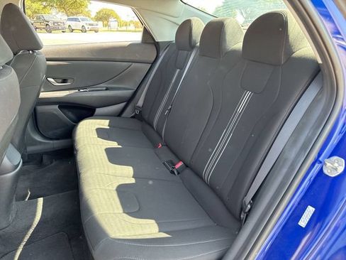 Used 2023 Hyundai Elantra SEL w/ Convenience Package FWD image 22
