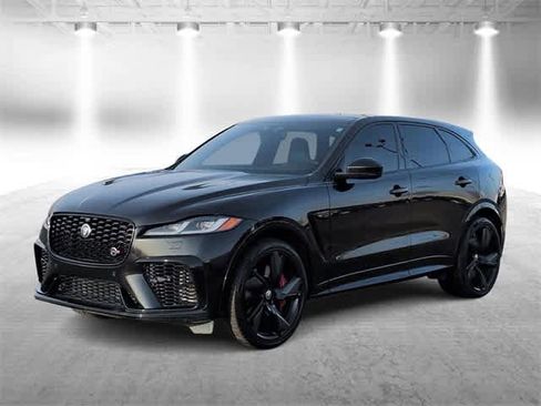 Used 2024 Jaguar F-PACE SVR image 4