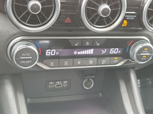 Used 2022 Nissan Sentra SV w/ All-Weather Package FWD image 28