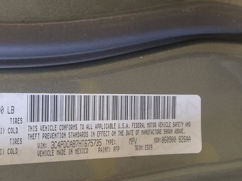 Used 2017 Dodge Journey SE w/ Flexible Seating Group image 33